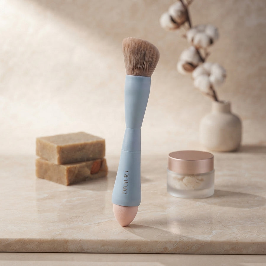Divaura GlamBrush™ — 4-in-1 Multi-Function Makeup Brush
