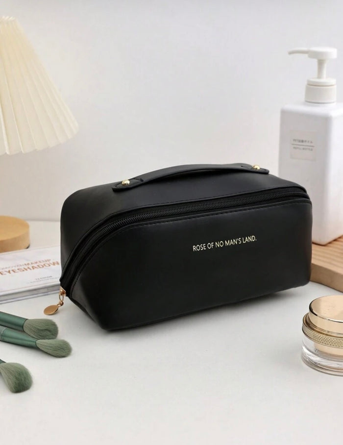 Divaura LuxePouch™ — Premium Leather Makeup Pouch